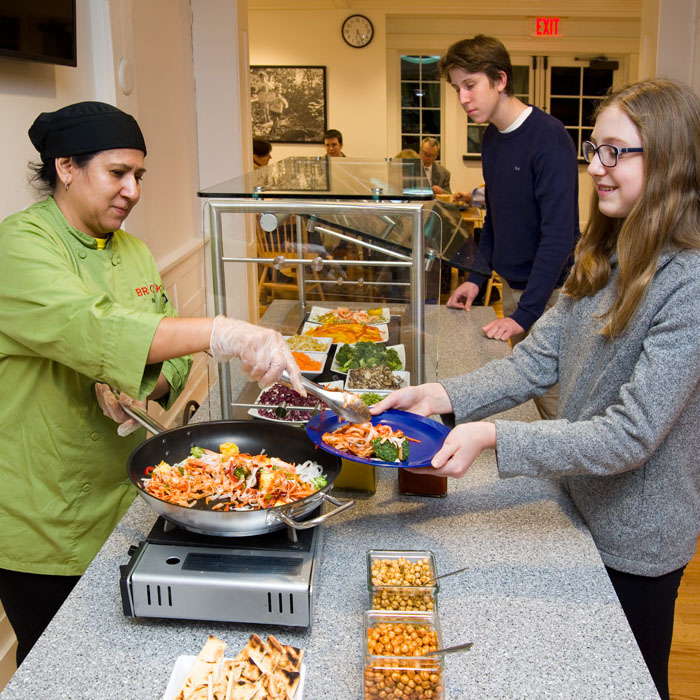 Students using independent school dining services